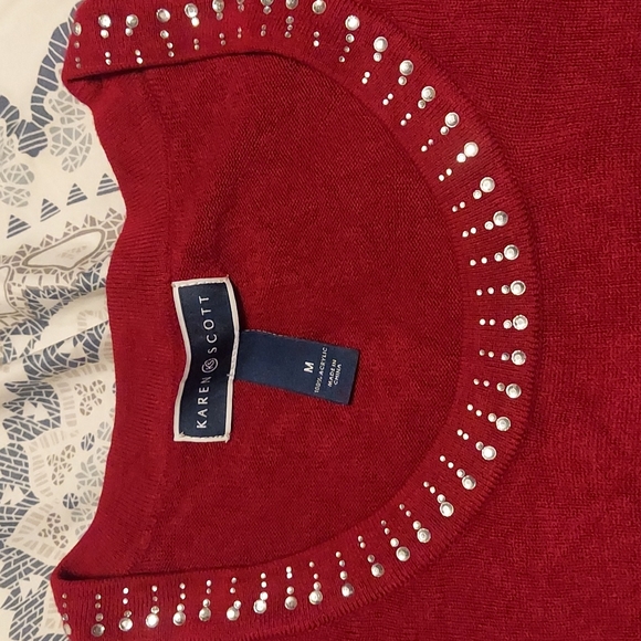 Free w/ the purchase of 2 or more items - Picture 2 of 3